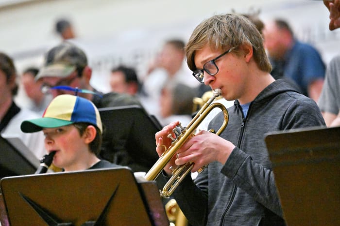 a Wilsonville Redmond 5A Oregon boys basketball quarterfinal 2024 Leon Neuschwander 60